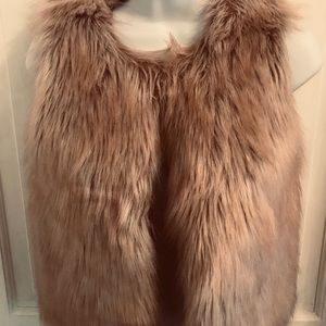 Girls faux fur vest